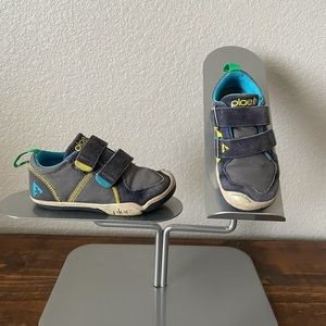 Plae Grey sneakers size 8.5